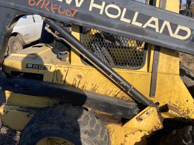 New Holland L553 Hydraulic Cylinder