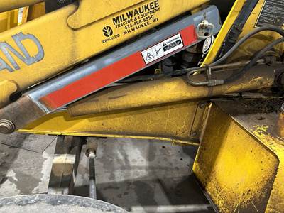 New Holland LB75B Hydraulic Cylinder