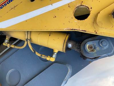 New Holland LM850 Hydraulic Cylinder