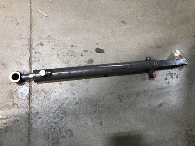 New Holland LS170 Hydraulic Cylinder