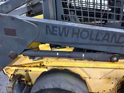New Holland LS170 Hydraulic Cylinder
