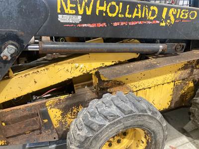 New Holland LS180 Hydraulic Cylinder