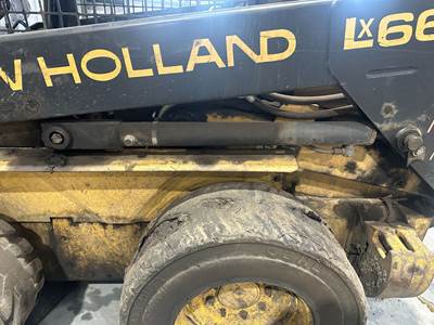 New Holland LX665 Hydraulic Cylinder