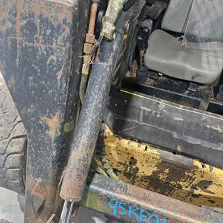 New Holland LX885 Hydraulic Cylinder