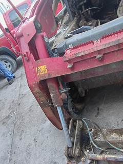 Takeuchi TL12R2 Hydraulic Cylinder for a Takeuchi TL12R-2