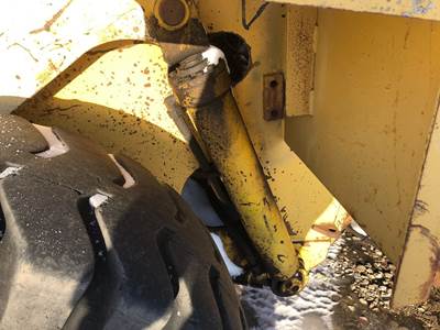 Trojan 1900 Hydraulic Cylinder