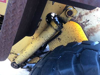 Trojan 1900 Hydraulic Cylinder