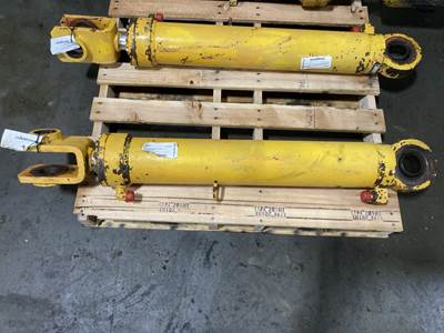 Trojan 1900 Hydraulic Cylinder