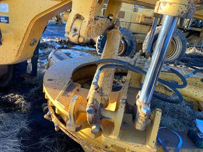 Volvo G746B Hydraulic Cylinder