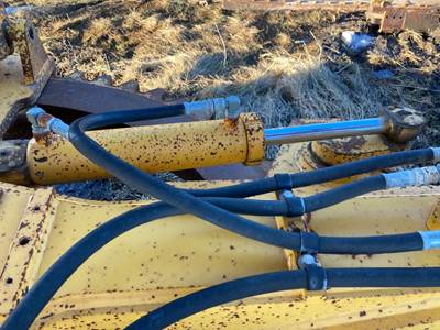 Volvo G746B Hydraulic Cylinder