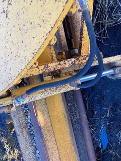 Volvo G746B Hydraulic Cylinder