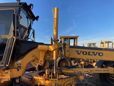 Volvo G746B Hydraulic Cylinder