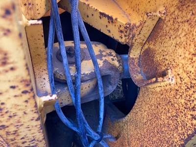 Volvo G746B Hydraulic Cylinder