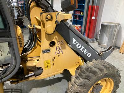 Volvo L20B Hydraulic Cylinder