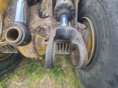 Volvo L220E Hydraulic Cylinder