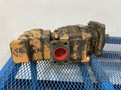 Case 821 Hydraulic Pump