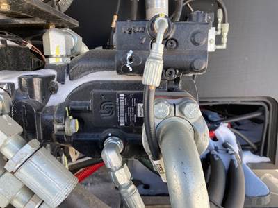 JLG 800A Hydraulic Pump