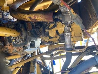 John Deere 624E Hydraulic Pump
