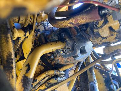 John Deere 624E Hydraulic Pump