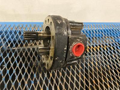 New Holland L175 Hydraulic Pump