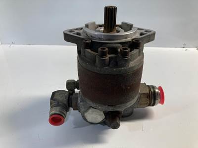 Volvo G746B Hydraulic Pump