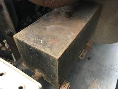 ANY Hydraulic Tank / Reservoir for a Freightliner FLD120