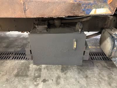 ANY Hydraulic Tank / Reservoir for a Freightliner FL70