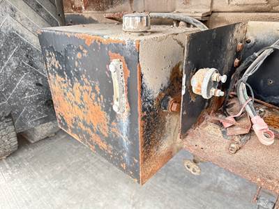 ANY Hydraulic Tank / Reservoir for a Ford F700