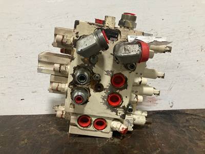 ASV Posi-Track RT120 Forestry Hydraulic Valve for a Asv RT120F