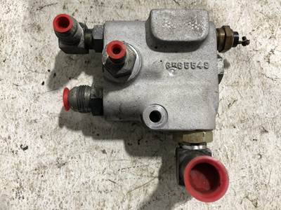 Bobcat 643 Hydraulic Valve