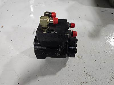 Bobcat CT235 Hydraulic Valve