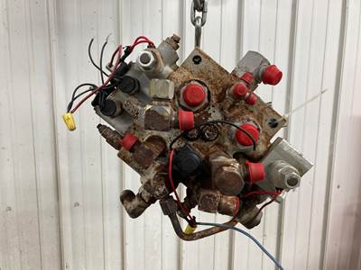 Bobcat S185 Hydraulic Valve