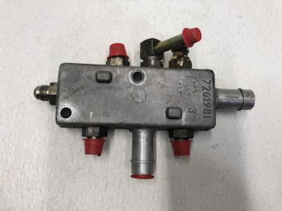 Bobcat T870 Hydraulic Valve