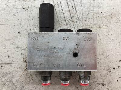 Case 1845C Hydraulic Valve
