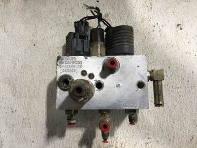 Case 435 Hydraulic Valve