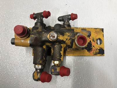 Case 586 Hydraulic Valve