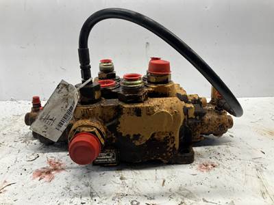 Case 621B Hydraulic Valve