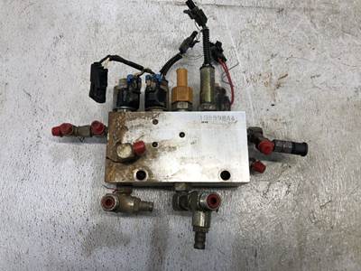 Case 921C Hydraulic Valve