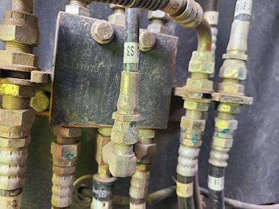 Case CX160 Hydraulic Valve