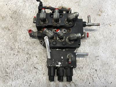 Case TR320 Hydraulic Valve
