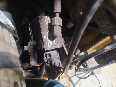 Caterpillar 226B Hydraulic Valve