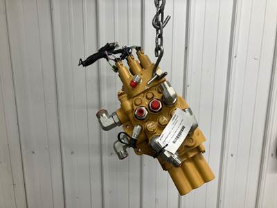 Caterpillar 226D Hydraulic Valve