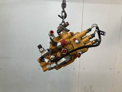 Caterpillar 242D Hydraulic Valve