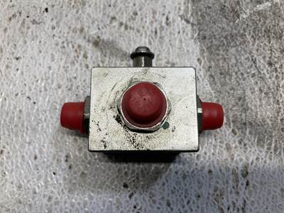 Caterpillar 301.7D Hydraulic Valve for a Caterpillar 3017D