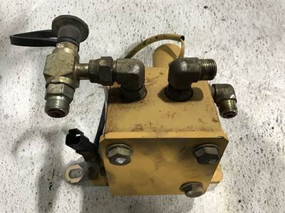 Caterpillar 314C Hydraulic Valve
