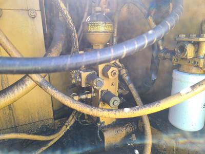 Caterpillar 320L Hydraulic Valve