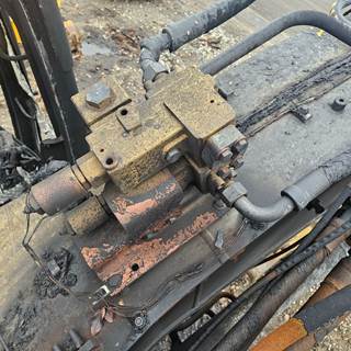 Caterpillar 321D LCR Hydraulic Valve
