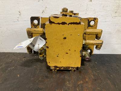 Caterpillar 330CL Hydraulic Valve