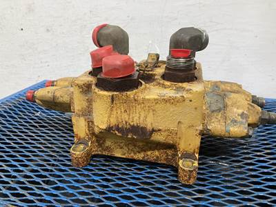 Caterpillar 928G Hydraulic Valve