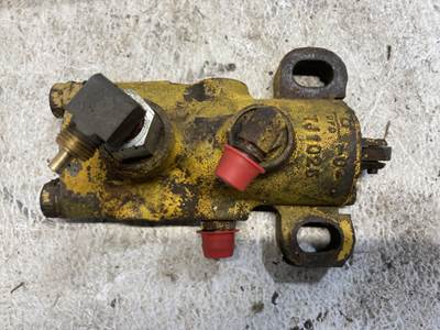 Caterpillar 941B Hydraulic Valve for a CAT 941B